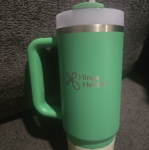 Stanley | Hinge Health 30oz Quencher Tumbler - Picture 3 of 4